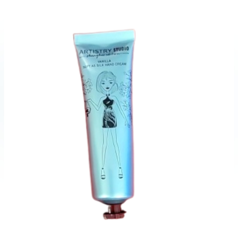 Artistry Studio Shanghai Edition Vanilla Hand Cream Soft As Silk NEW